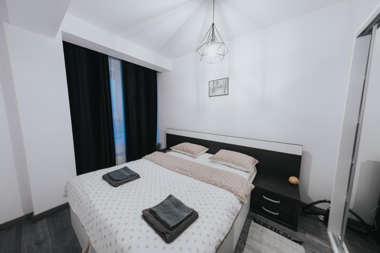 Urban Apartment Oradea Buitenkant foto